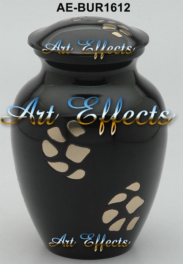 Manufacturers Exporters and Wholesale Suppliers of Paw Print Gold Brass Pet Urn Mumbai, Maharashtra